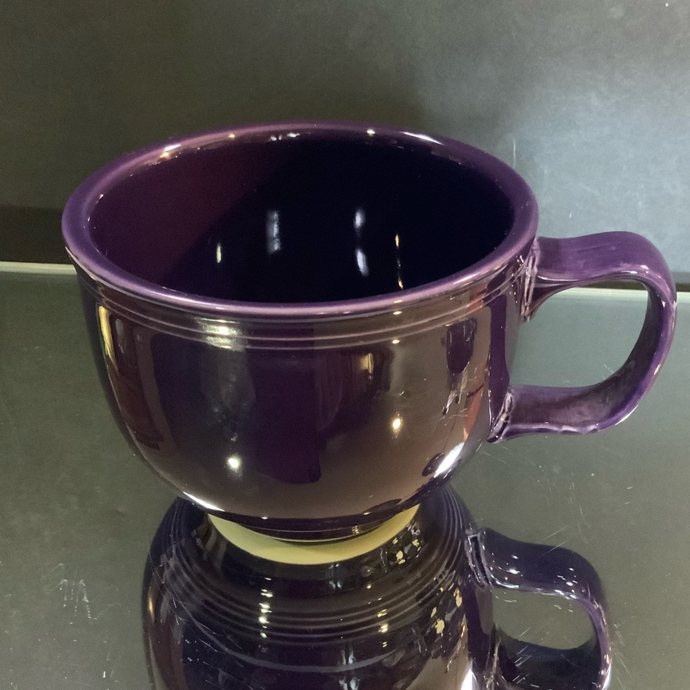 Fiesta Jumbo Cup 18 ounce Plum Purple Discontinued Vintage HLC
